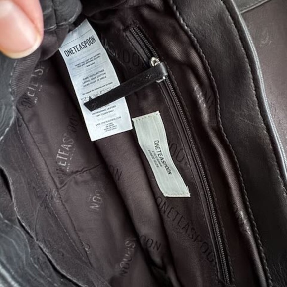 One Teaspoon black leather bag with studded cross body strap - Picture 10 of 12